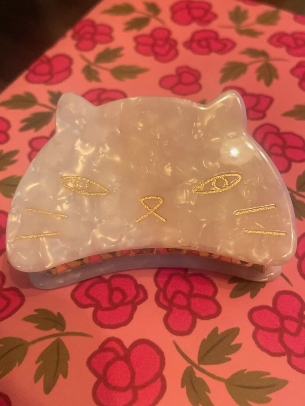Anthropologie Pearl Cat Hair Claw Clip Gold Face
